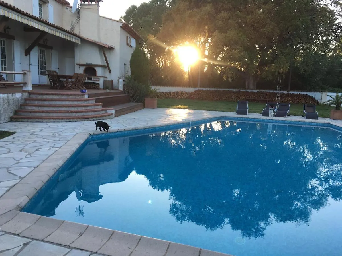 Bed and Breakfast Le Chene Et L'Eau Roquebrune-sur Argens Bed & Breakfast